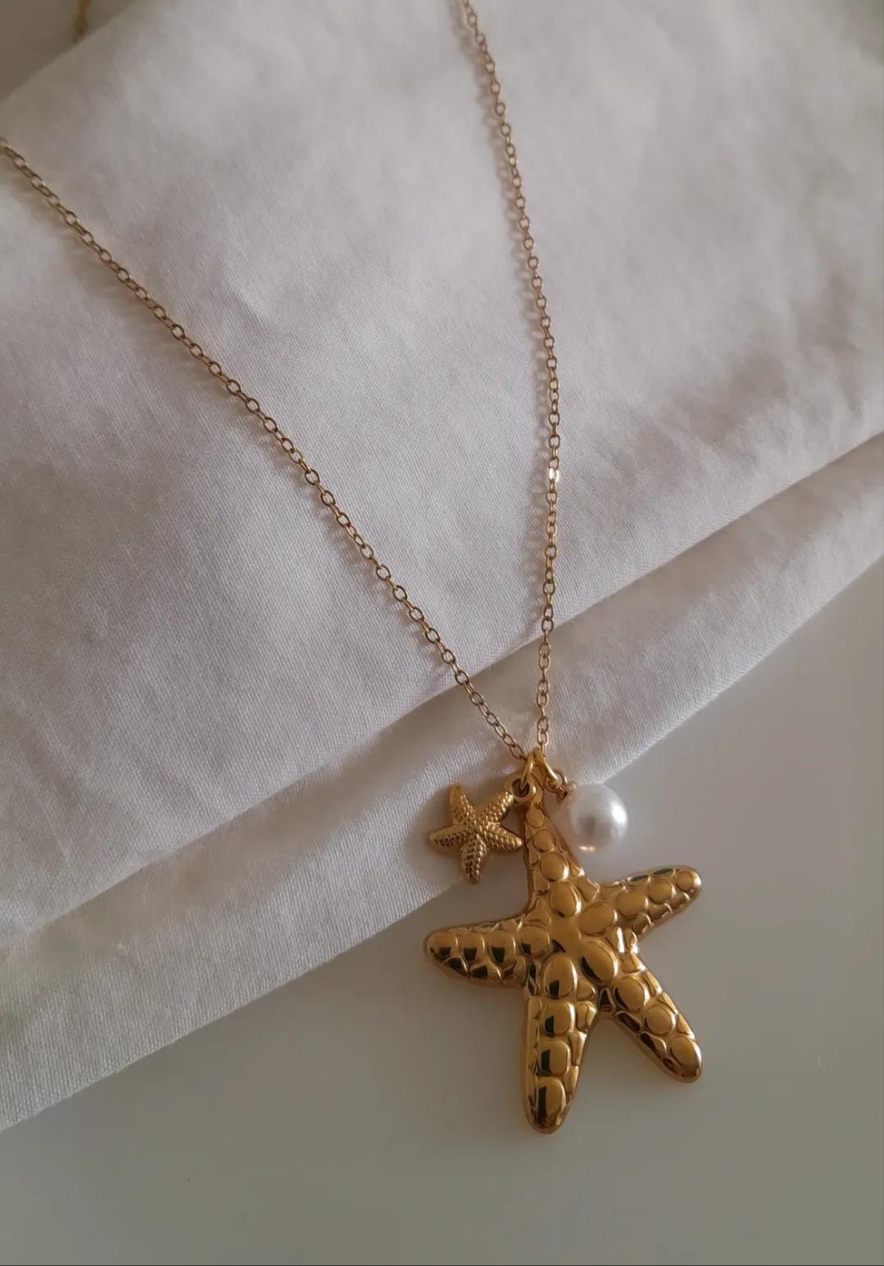 Collier Pacifica
