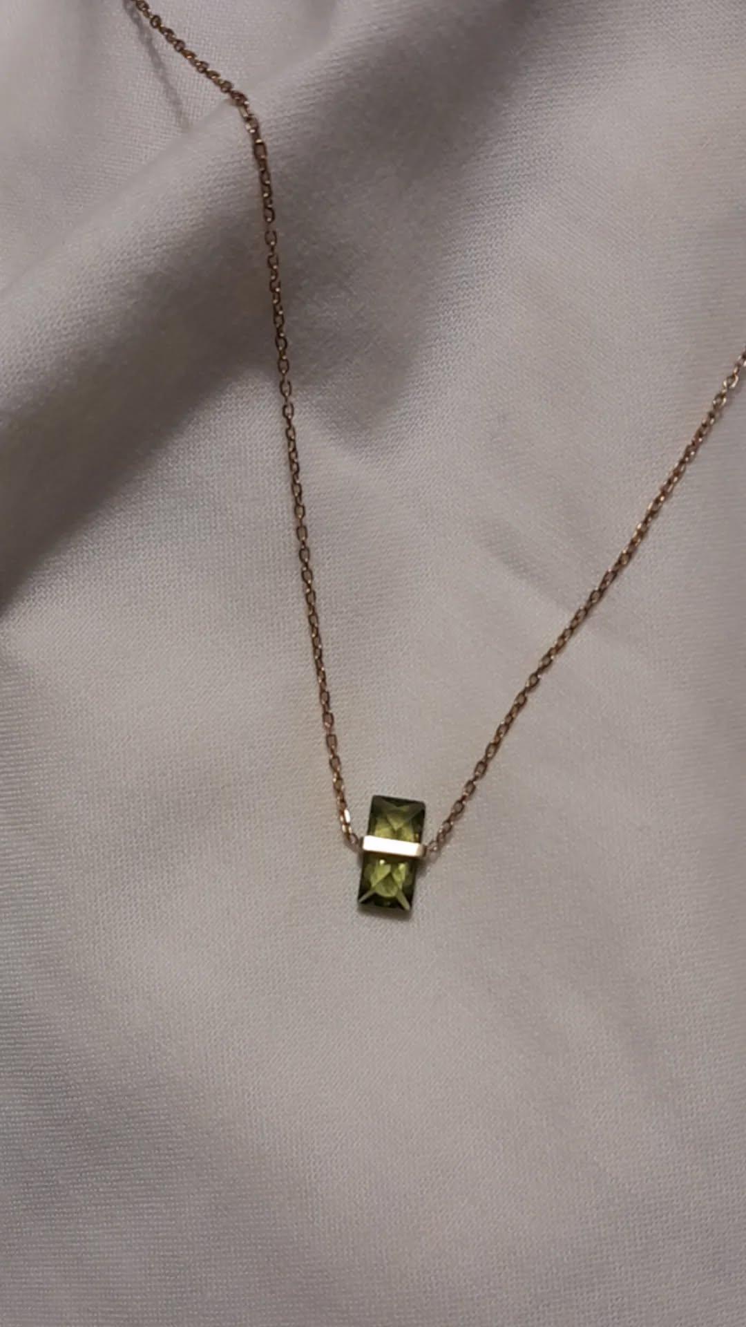 Collier Sylla