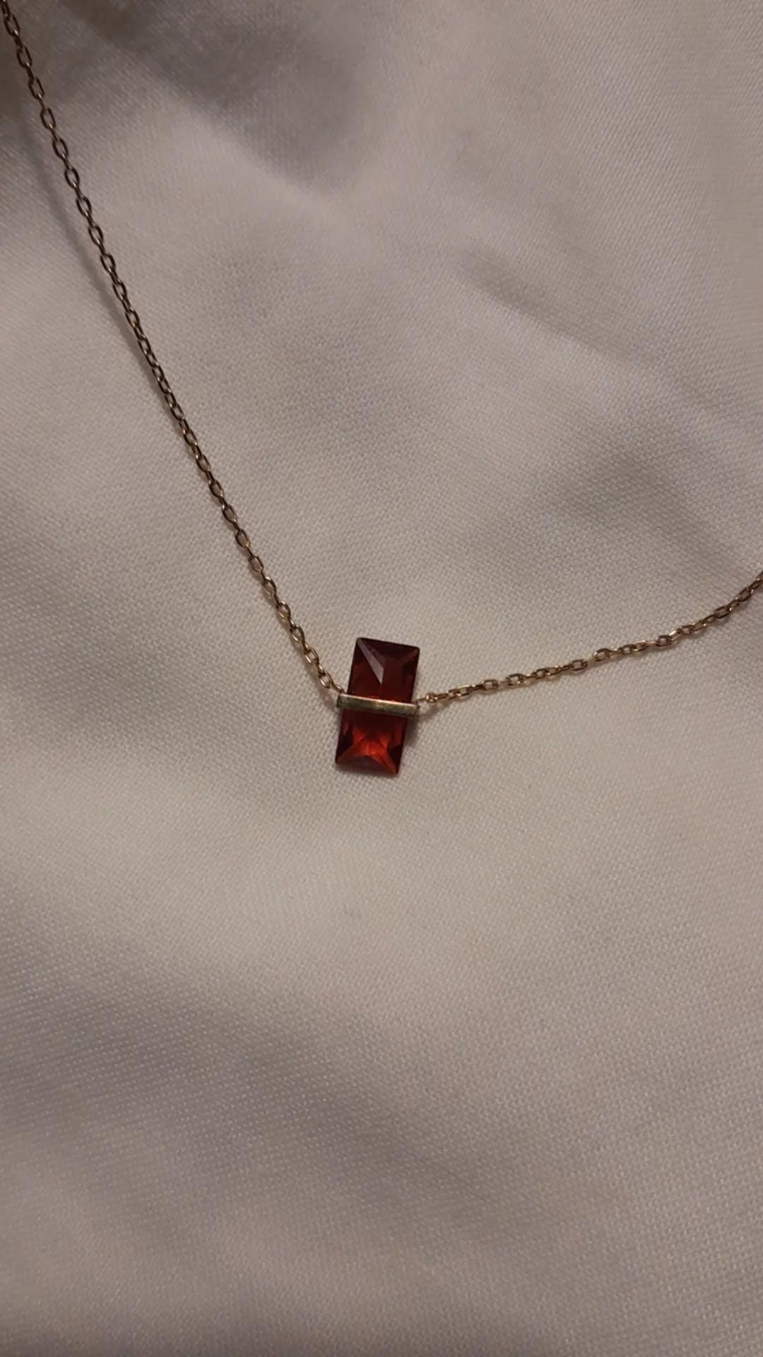 Collier Sylla