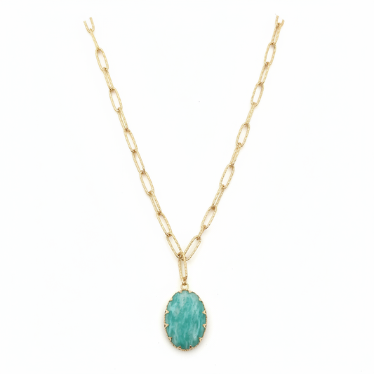 Collier Amazonia fond blanc