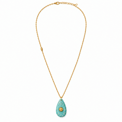 Collier long avec perle dorée à gauche