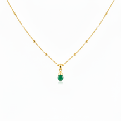 Collier satellite micro pendentif aventurine verte fond blanc