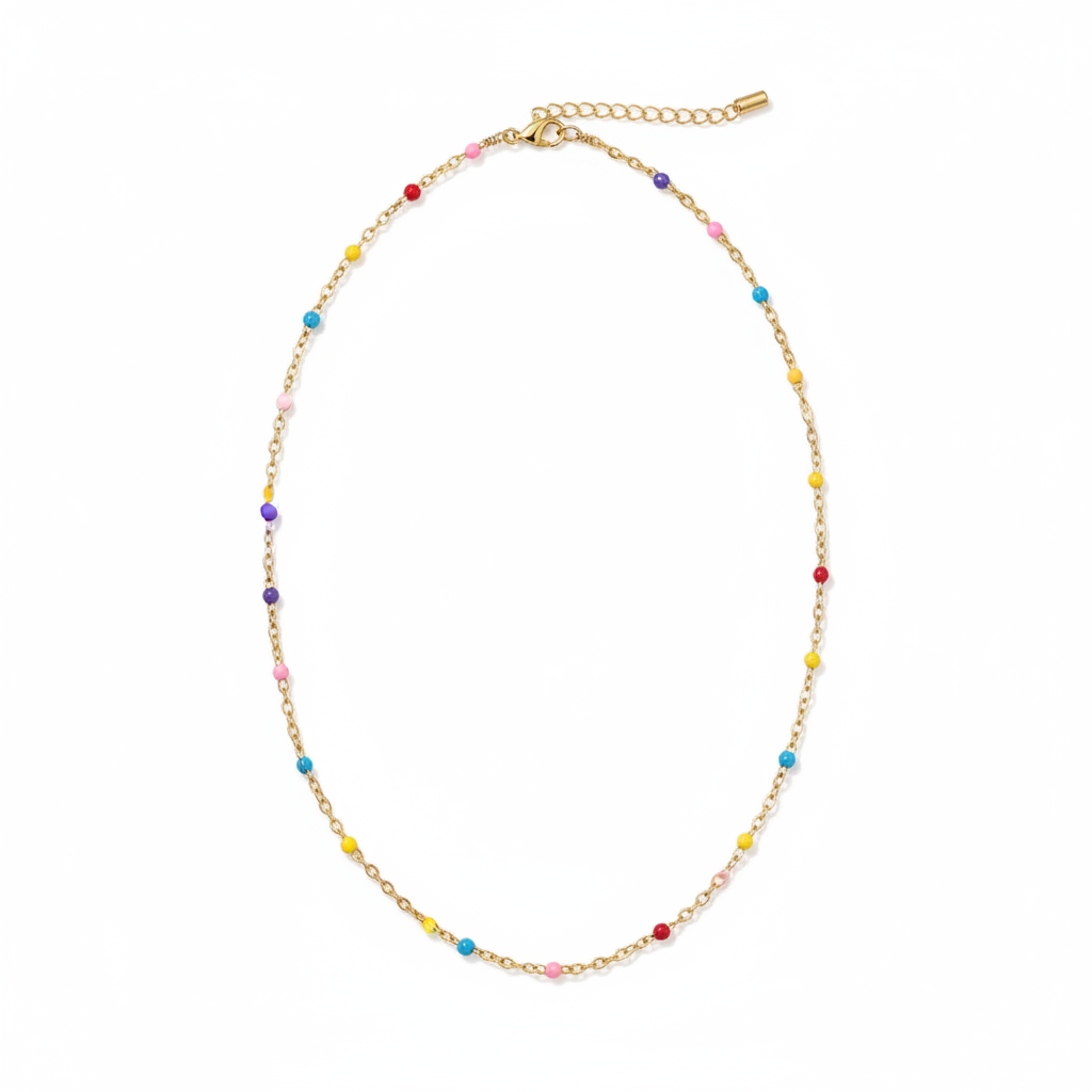 Collier Sofia fond blanc