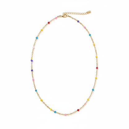 Collier Sofia fond blanc