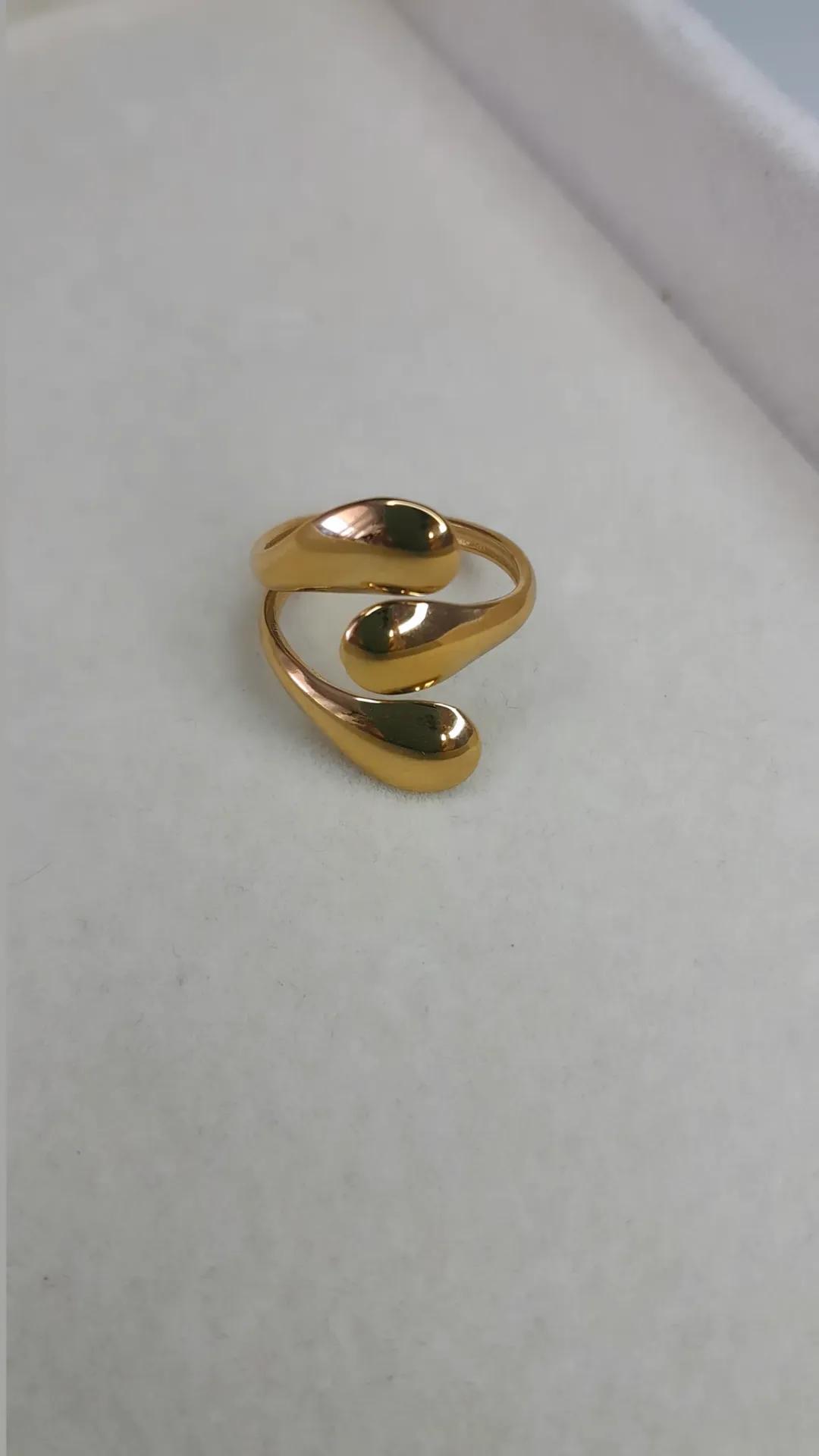 Bague Lí, bague en acier inoxydable doré Peach Banana