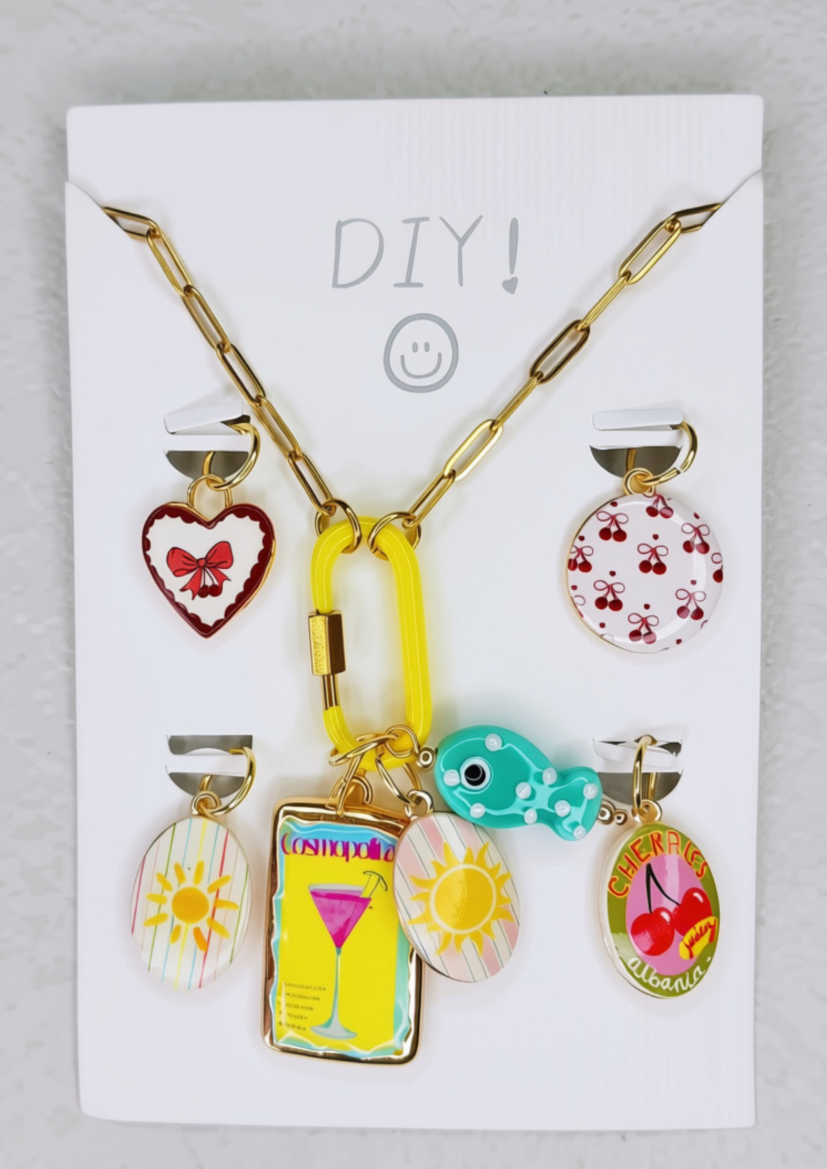 Les colliers Punchy, collier en acier inoxydable doré Peach Banana – vue 3