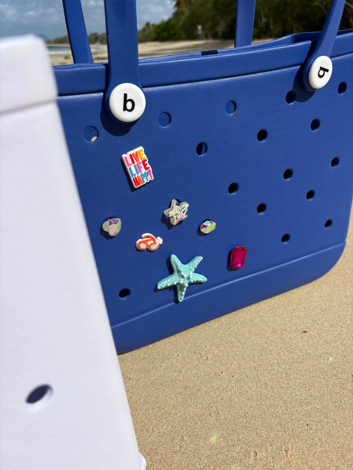 Le sac SUMMER POP avec 3 pins au choix